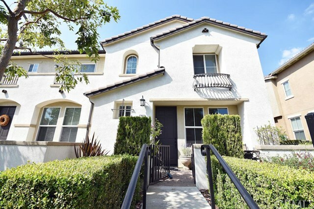 Property Photo:  15723 Parkhouse Drive 70  CA 92336 