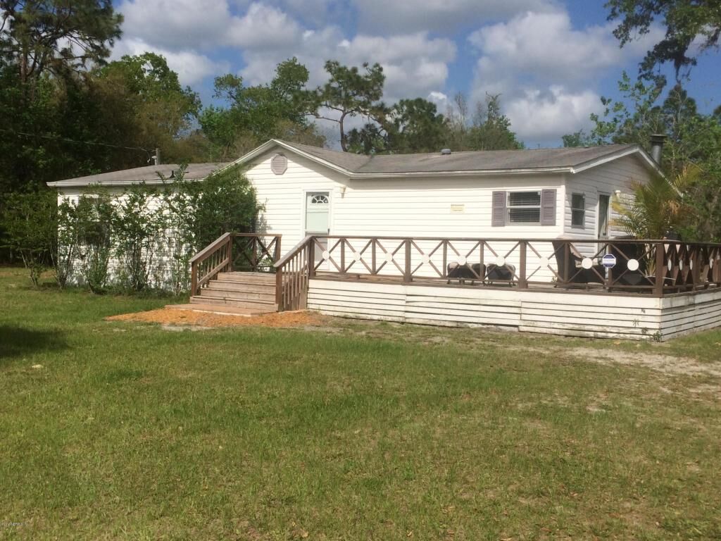 Property Photo:  102 Walker Avenue  FL 32177 