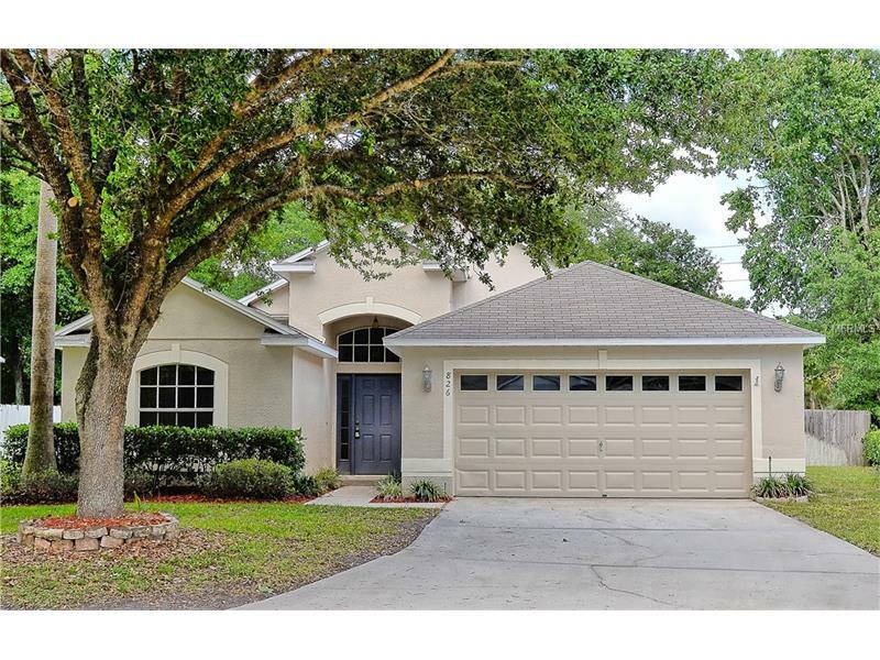 Property Photo: 826 Moonlit Lane FL 32707