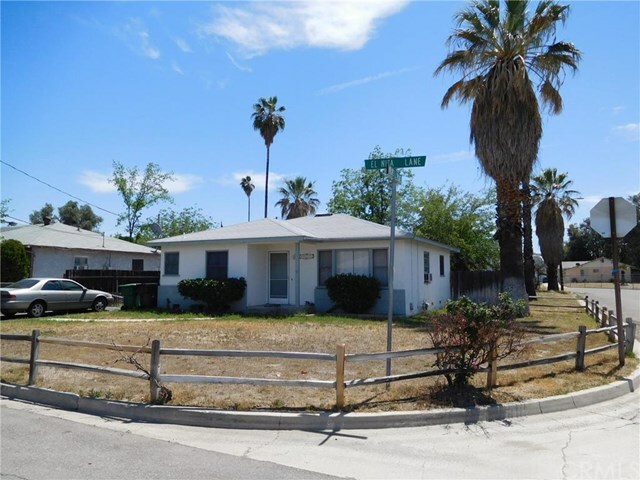 Property Photo:  40333 El Nita Lane  CA 92544 