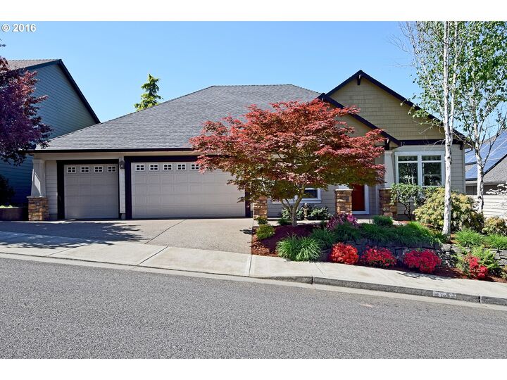 14911 SW 162nd Ter  Portland OR 97224 photo