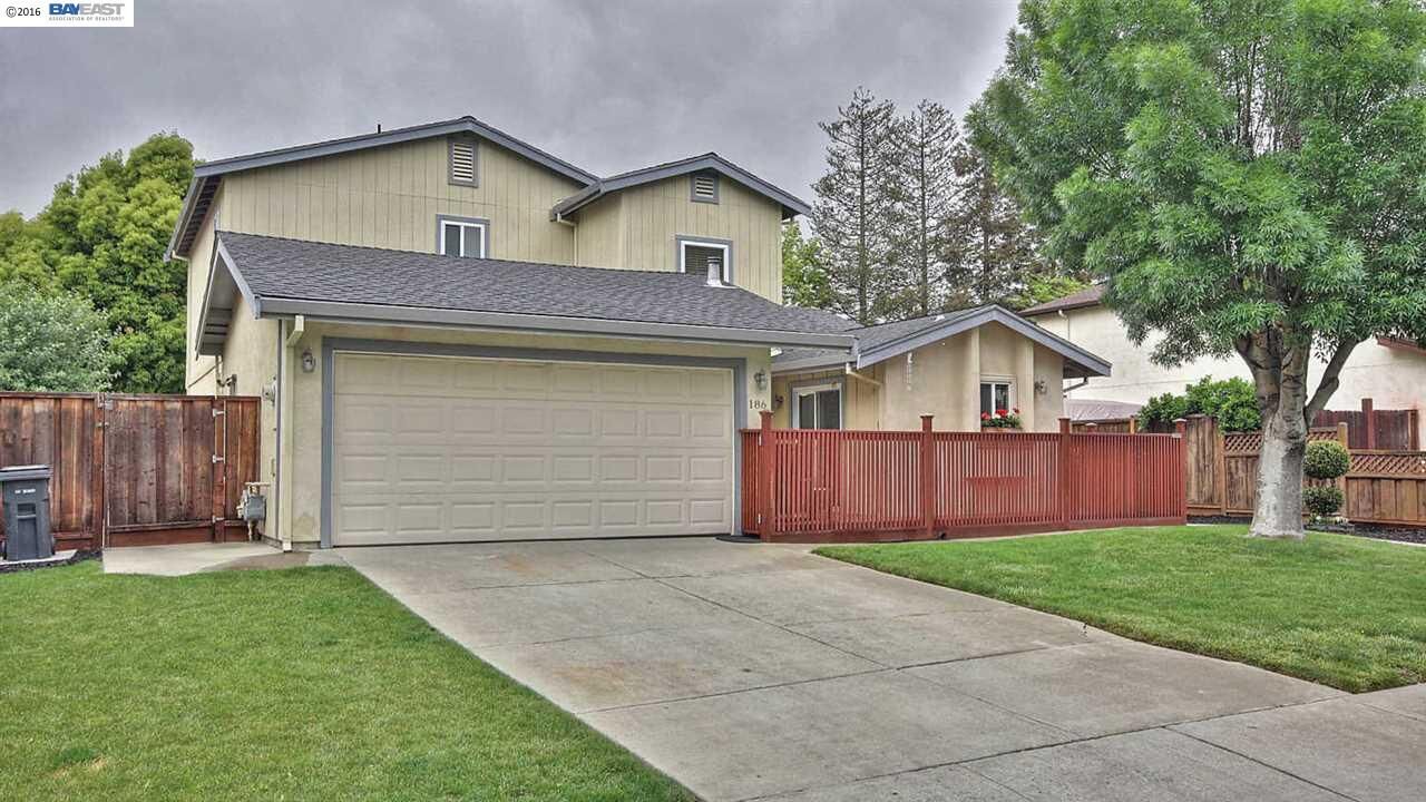 Property Photo:  186 Tamalpais Ave  CA 94551 