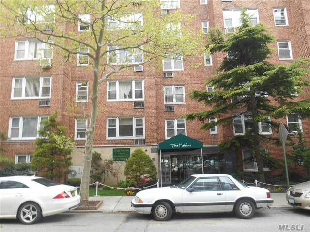Property Photo: 110-15 71 Rd 4c4d NY 11375