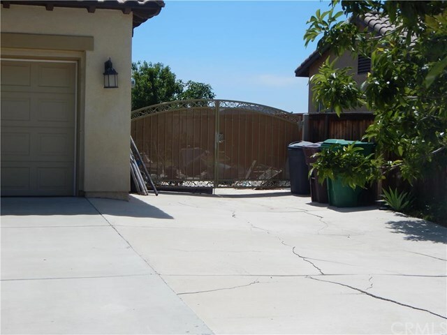 Property Photo:  4086 Oak Lane  CA 92220 