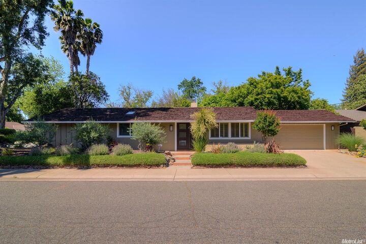 2231 Ehrborn Way  Sacramento CA 95825 photo
