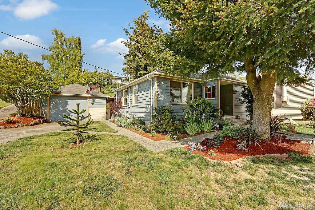 Property Photo:  7357 29th Ave SW  WA 98126 