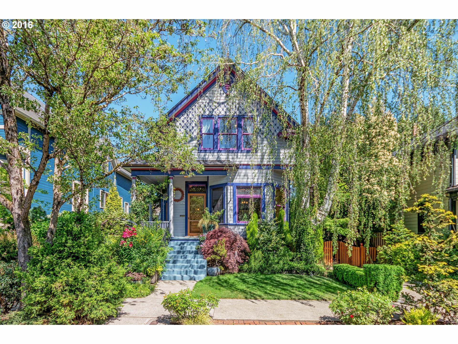 Property Photo: 2467 NW Savier St OR 97210
