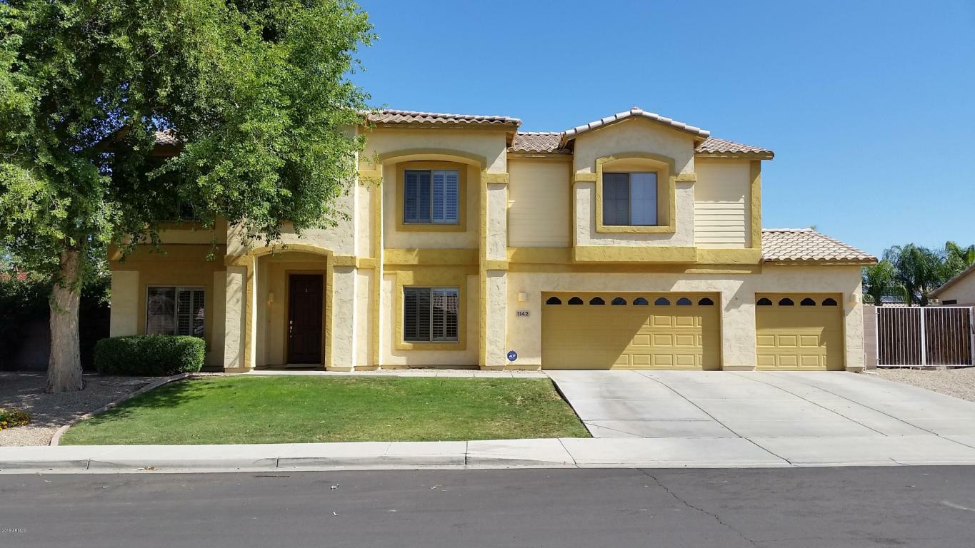 Property Photo:  1142 E Canyon Way  AZ 85249 