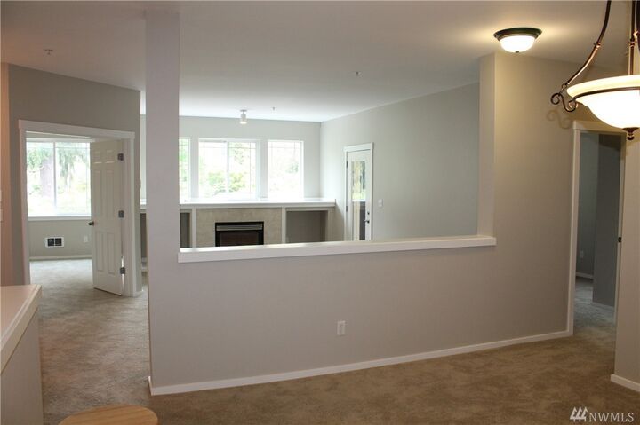 Property Photo: 107 164th St SE 3-402 WA 98012