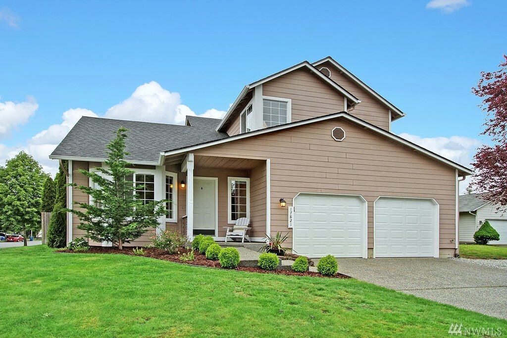 Property Photo:  17821 152nd St SE  WA 98272 