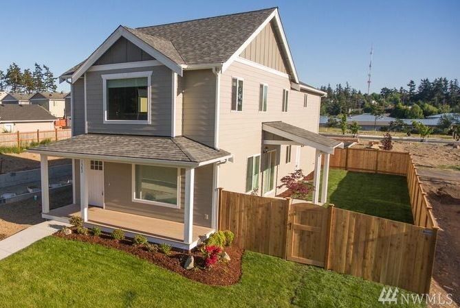 Property Photo: 1587 NW 6th Ave WA 98277