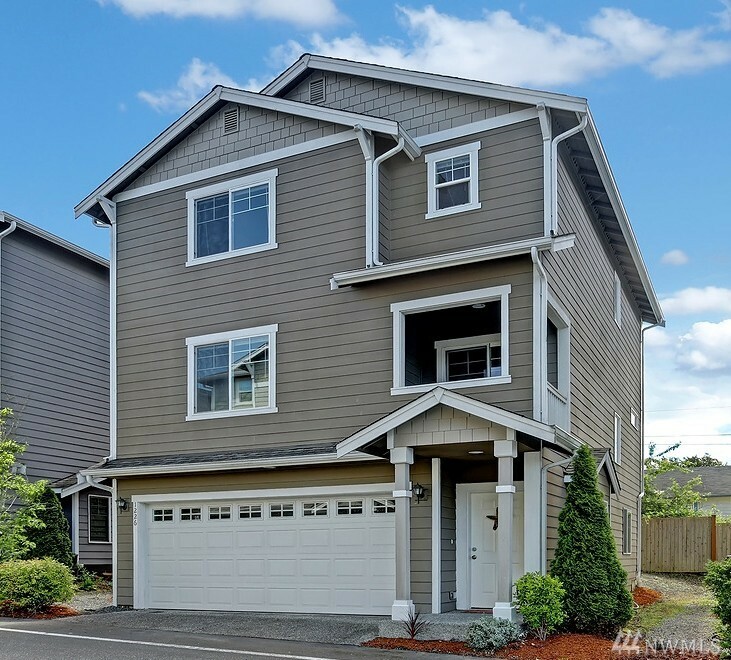 Property Photo:  1226 118th Place SW  WA 98204 