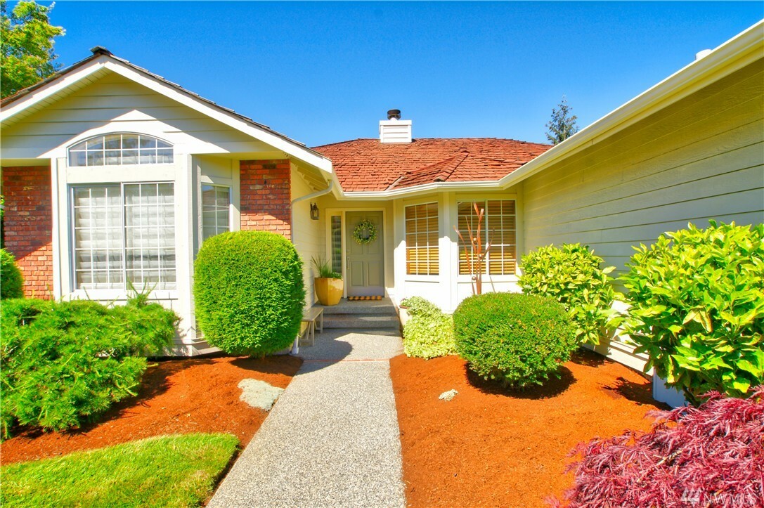 Property Photo: 10819 53rd Place W WA 98275