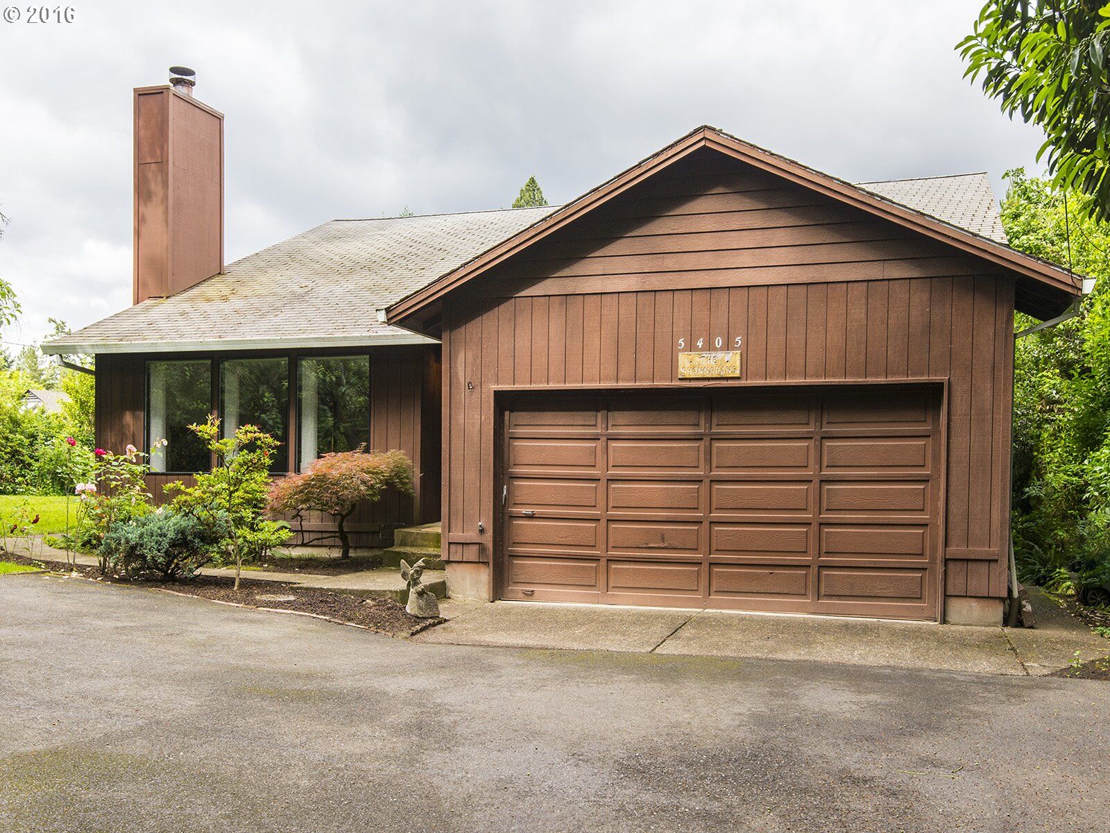 Property Photo:  5405 SW Shattuck Rd  OR 97221 