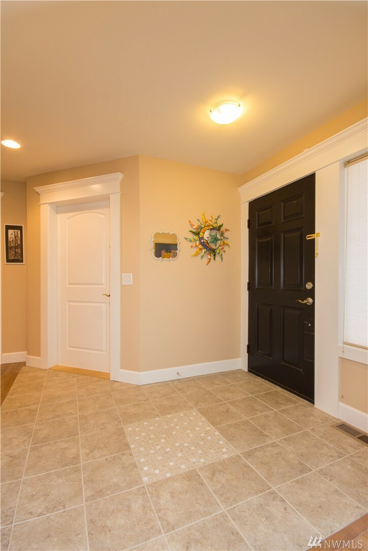 Property Photo: 705 Marine Dr WA 98225