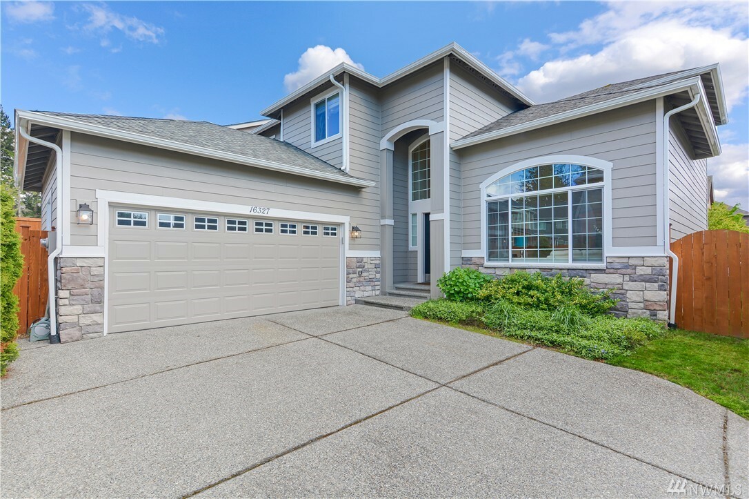 Property Photo:  16327 37th Dr SE  WA 98012 