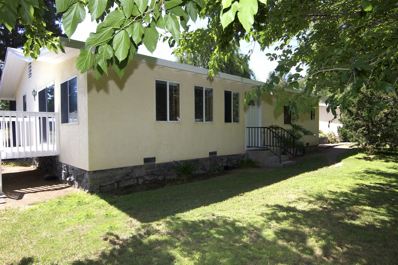 Property Photo:  13640 Agsten  CA 92064 