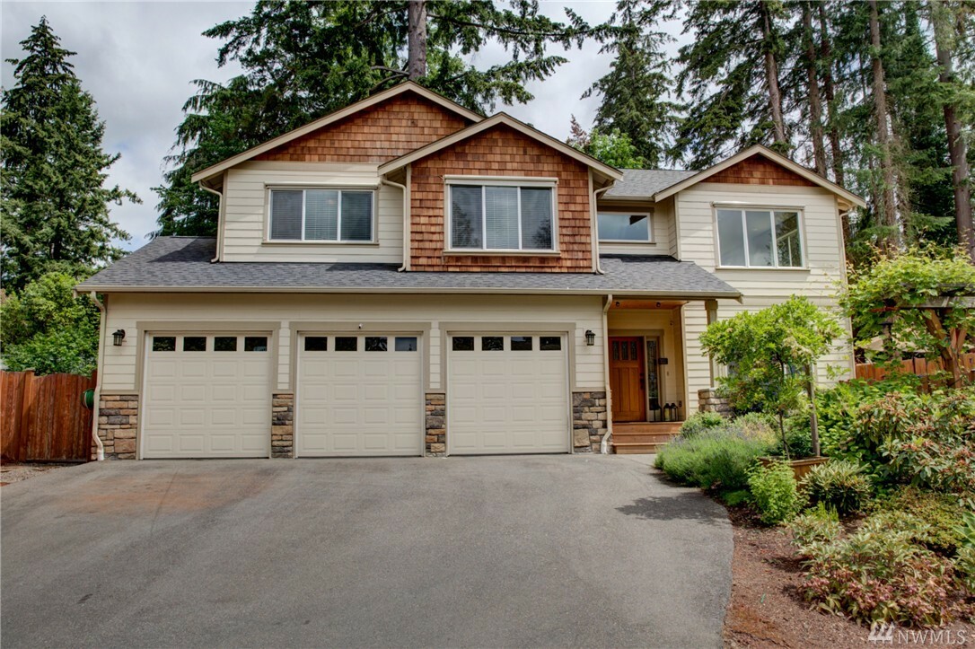 Property Photo: 16714 74th Ave NE WA 98028