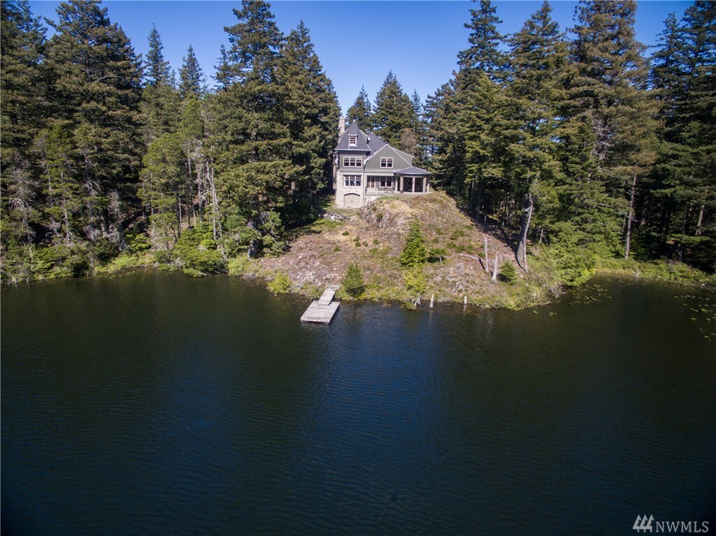 Property Photo:  1701 Day Lake Rd  WA 98245 