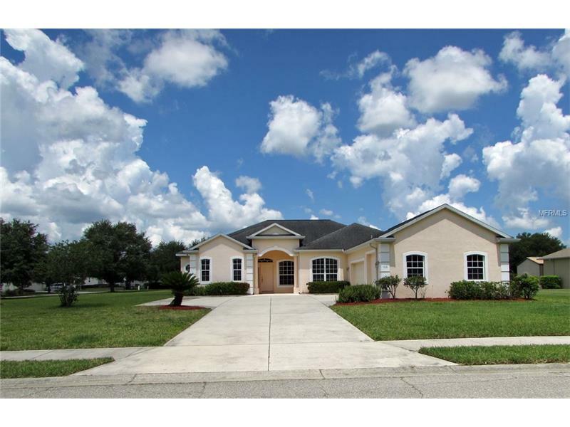 Property Photo: 102 147th Street NE FL 34212