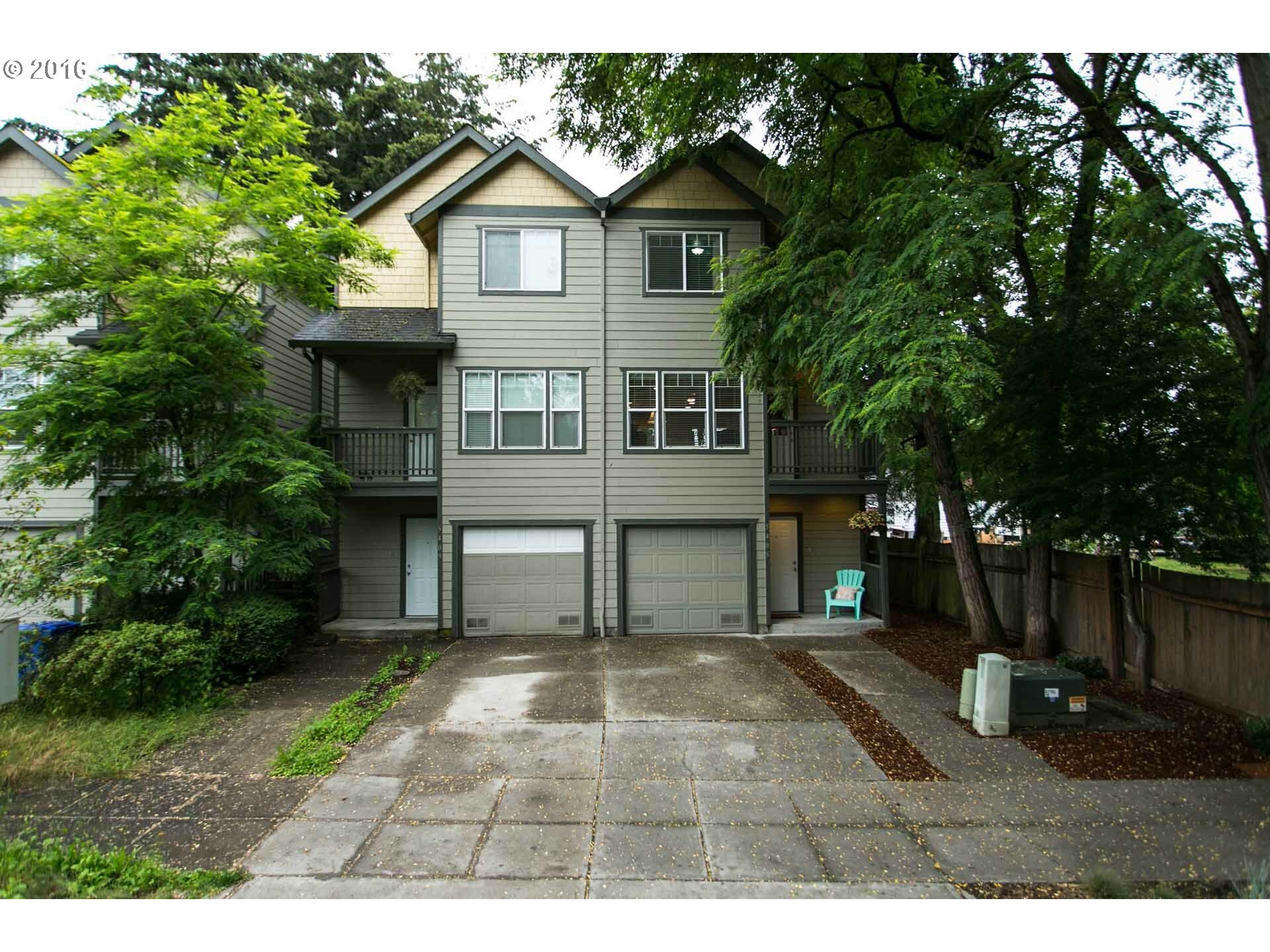 Property Photo:  5405 SE 119th Ave  OR 97266 