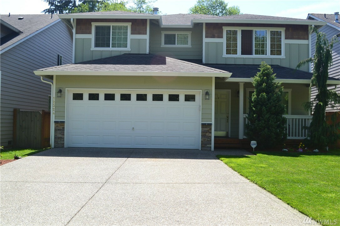 Property Photo:  12324 36th St NE  WA 98258 