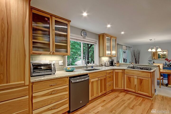 Property Photo: 5410 143rd Place SW WA 98026