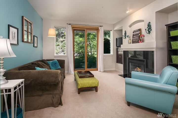 Property Photo: 21260 SE 42nd Lane 21260 WA 98029