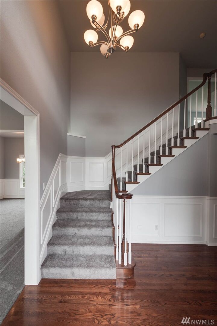 Property Photo:  19716 Island Pkwy E  WA 98391 