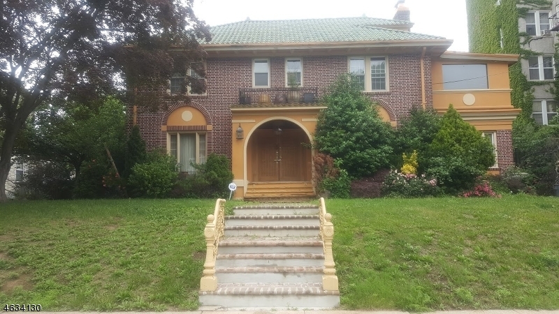 Property Photo:  19 Goldsmith Ave  NJ 07112 