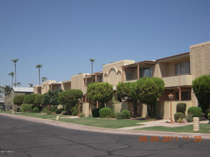 Property Photo: 6924 E 3rd Street AZ 85251