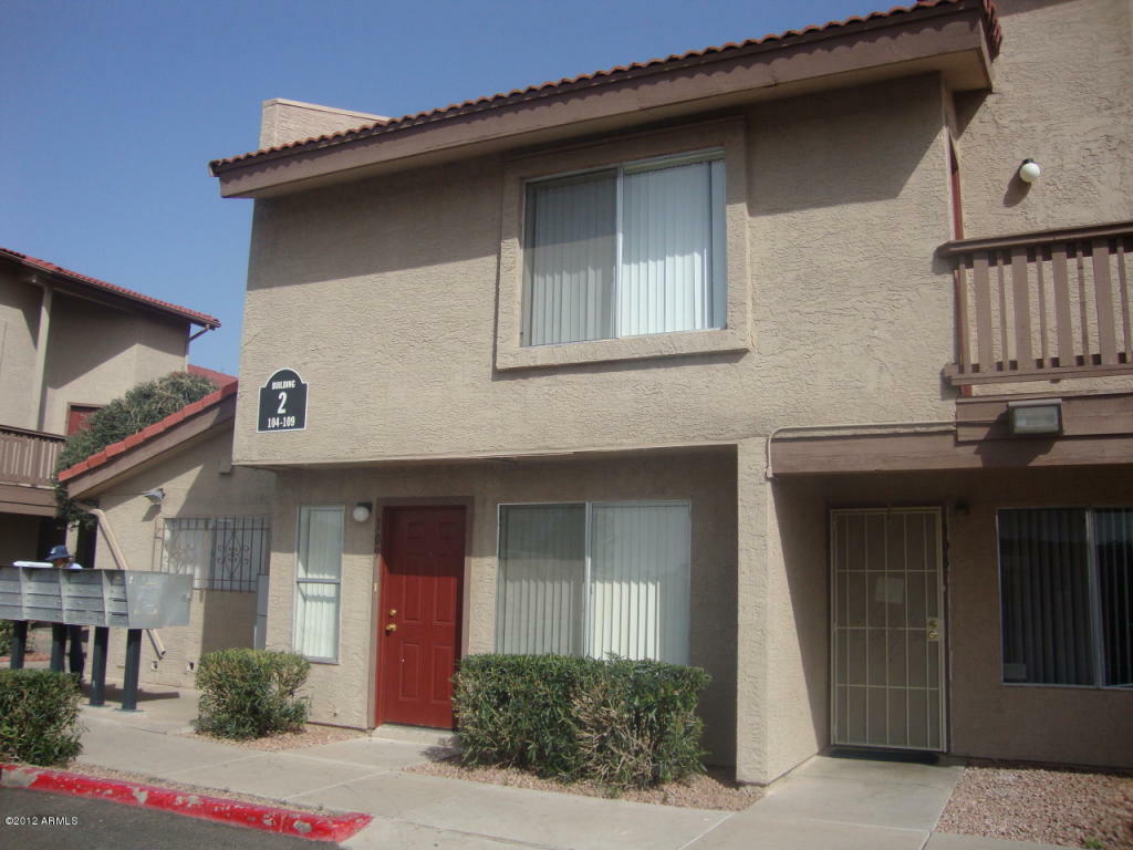 Property Photo:  4828 W Orangewood Avenue 109  AZ 85301 