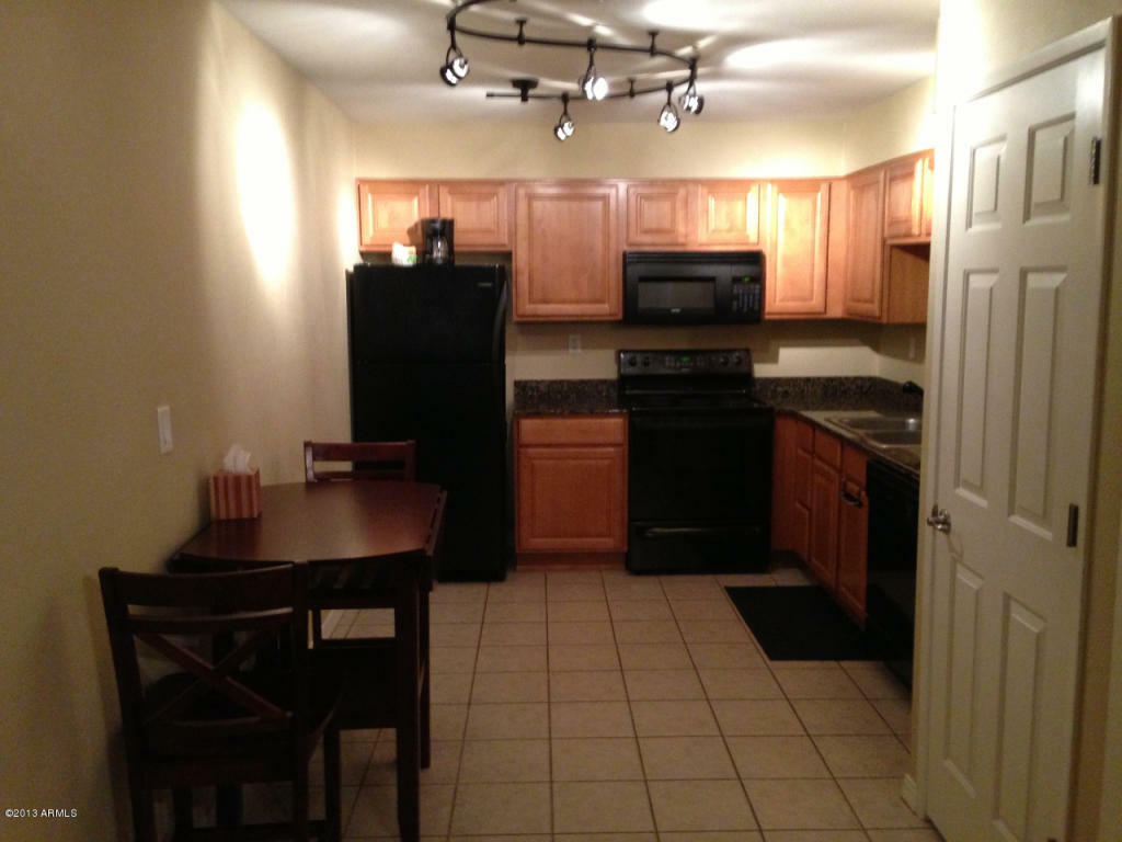 Property Photo:  330 S Beck Avenue 122  AZ 85281 