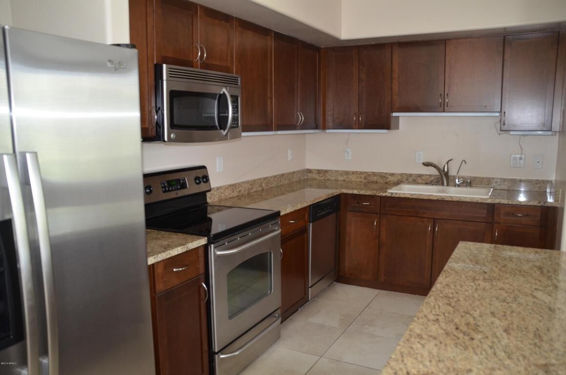 Property Photo: 1920 E Bell Road 1047 AZ 85022