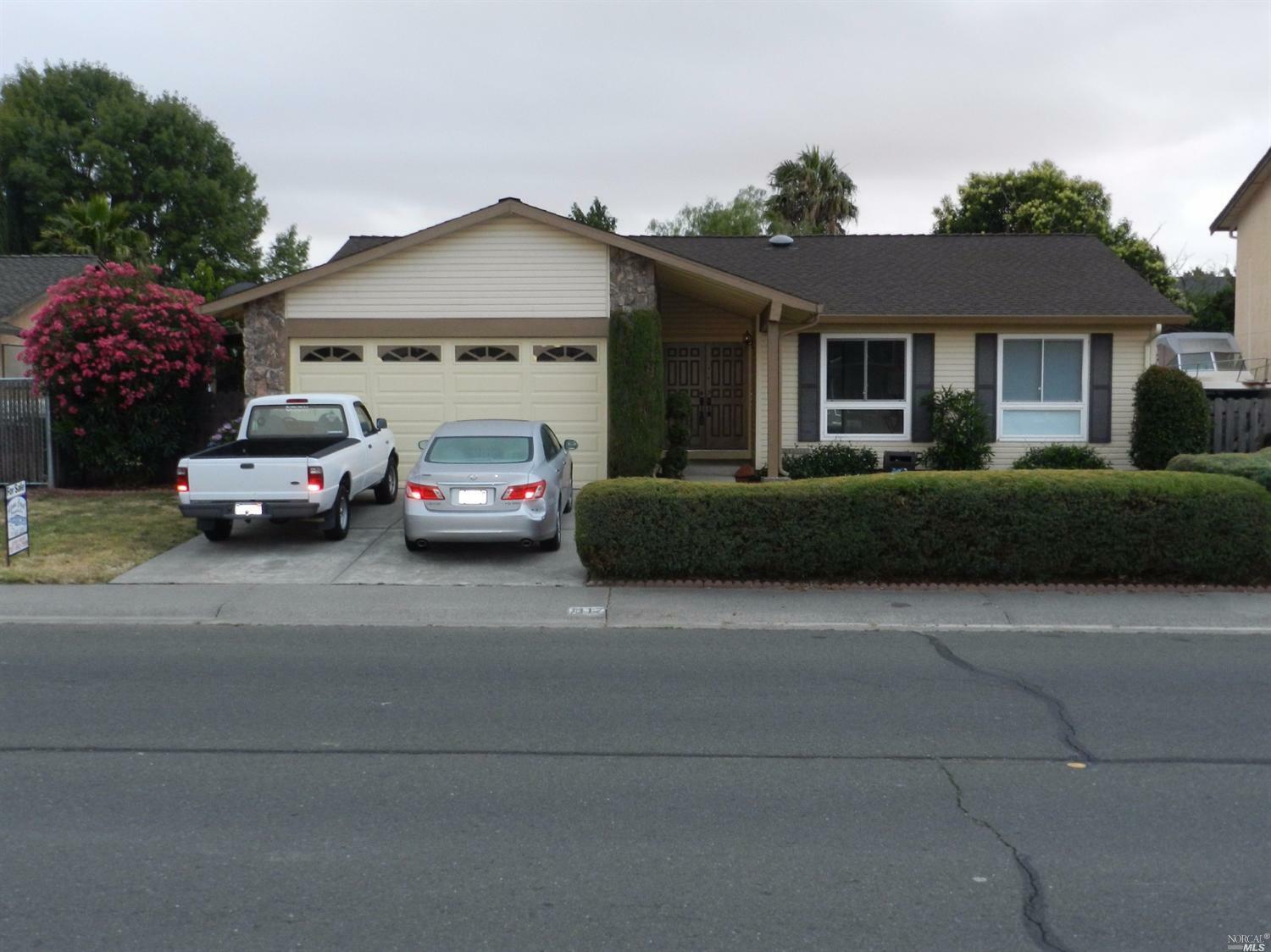 Property Photo:  1117 Pintail Drive  CA 94585 