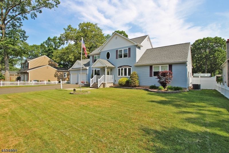 Property Photo:  23 Walnut St  NJ 08884 