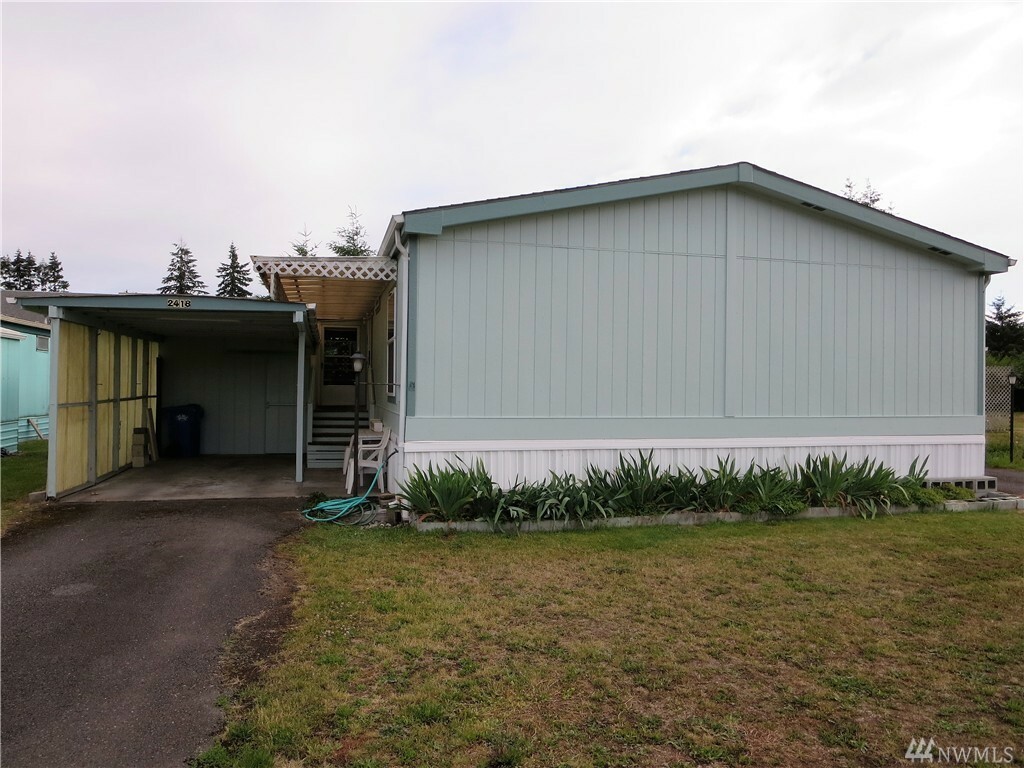 Property Photo:  2418 Fords Prairie Ave  WA 98531 