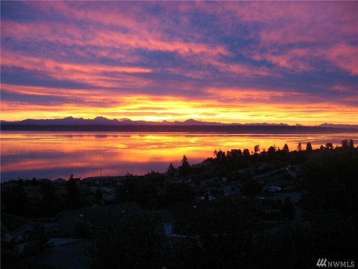 1439 Crestview Dr  Camano Island WA 98282 photo