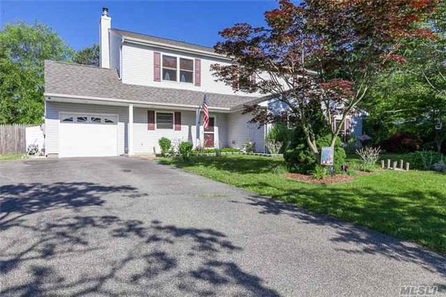 Property Photo:  68 Pitchpine Pl  NY 11763 