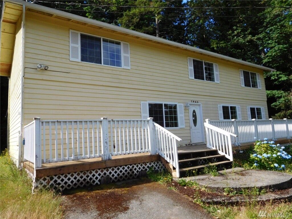 Property Photo:  7965 University Point Circle NE  WA 98311 