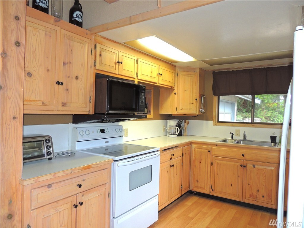 Property Photo: 270 Elwha Dr WA 98257