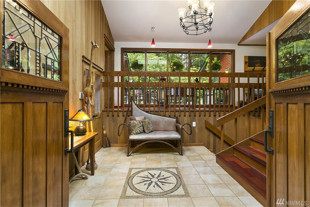 Property Photo:  13382 Hidden Cove Lane NE  WA 98110 