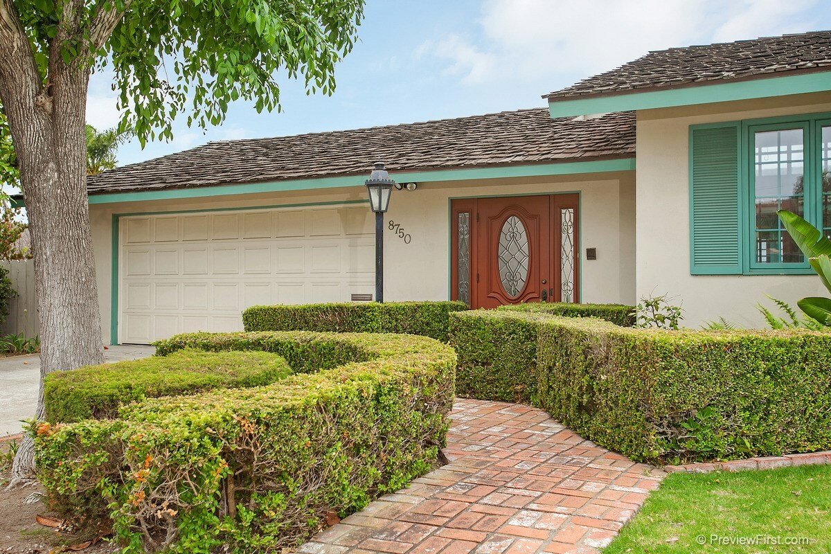 Property Photo:  8750 Glenwick Lane  CA 92037 