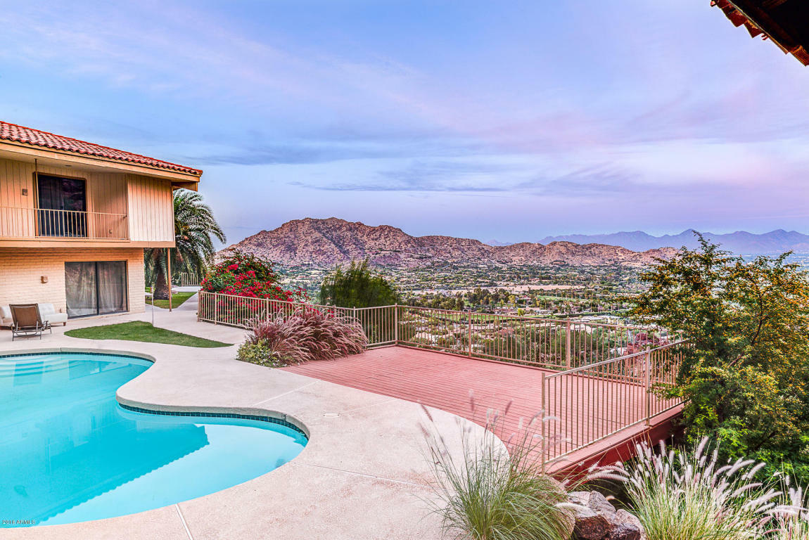 Property Photo: 5623 N 52nd Place AZ 85253