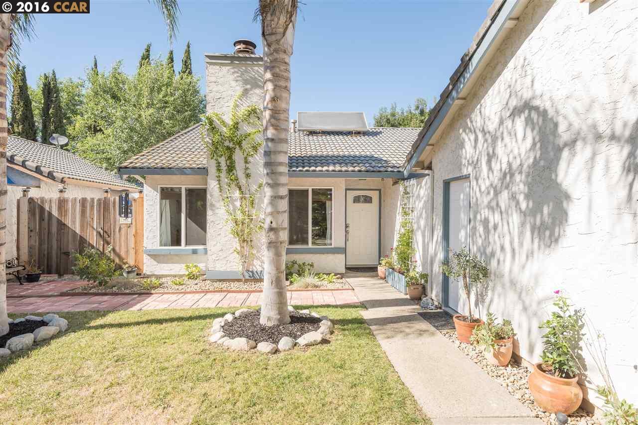 Property Photo: 727 Stone Harbour Dr CA 94565