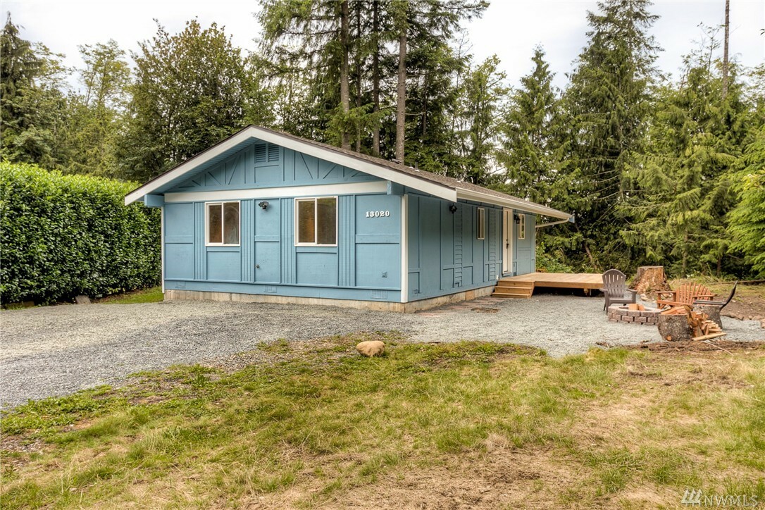 Property Photo:  13020 W Loop View Dr  WA 98252 