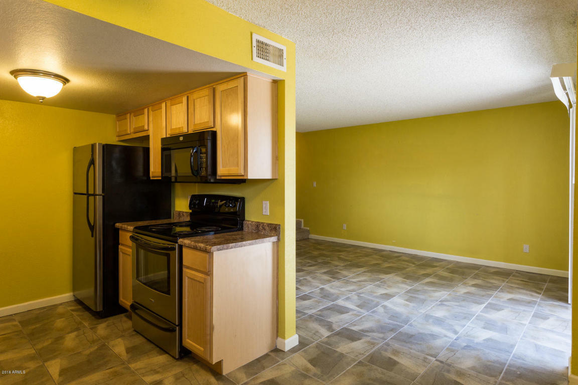 Property Photo: 2938 N 61st Place 102 AZ 85251