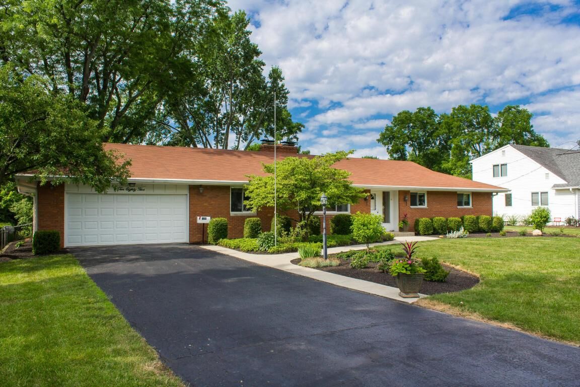 Property Photo:  1085 Highland Drive  OH 43220 