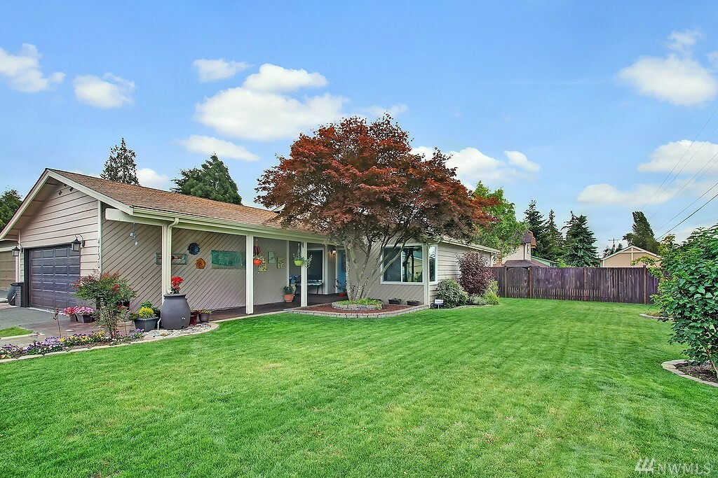 Property Photo: 4730 150th Place SW WA 98087
