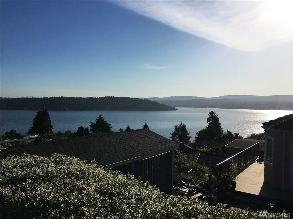 Property Photo:  9764 62nd Ave S  WA 98118 